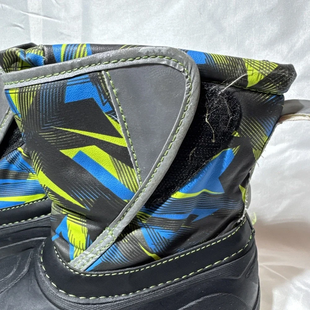 NWT‎ Light-up Toddler Boys Slip-on Winter Mid-Calf Snow Boots: 9/10 BLK BLUE GR